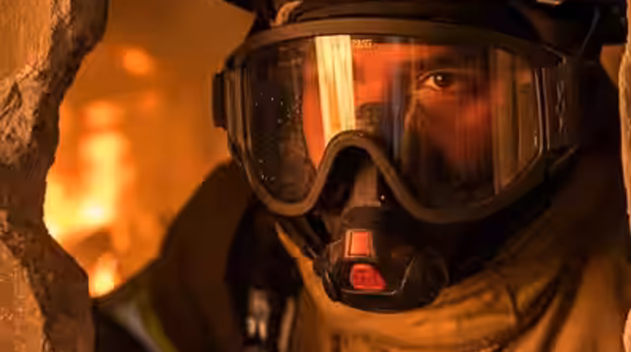 Gafas o goggle de protección ocular para bombero, compatible con casco estructural o forestal