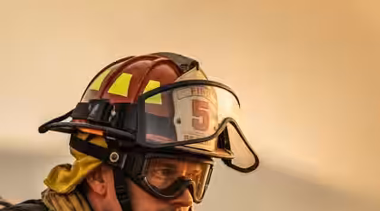 Gafas o goggle de protección ocular para bombero, compatible con casco estructural o forestal