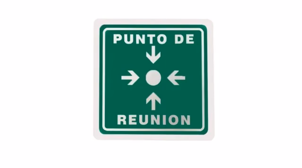Señalización fotoluminiscente de emergencia para rutas de evacuación