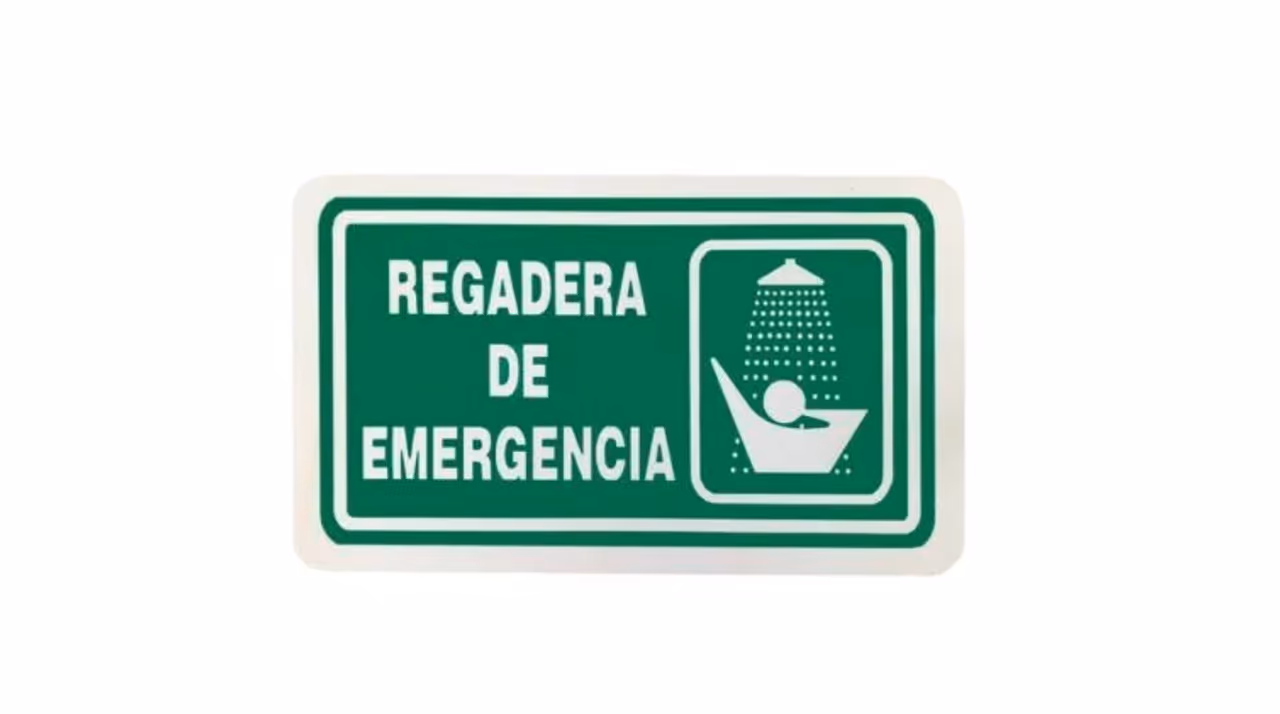 Señalización fotoluminiscente de emergencia para rutas de evacuación