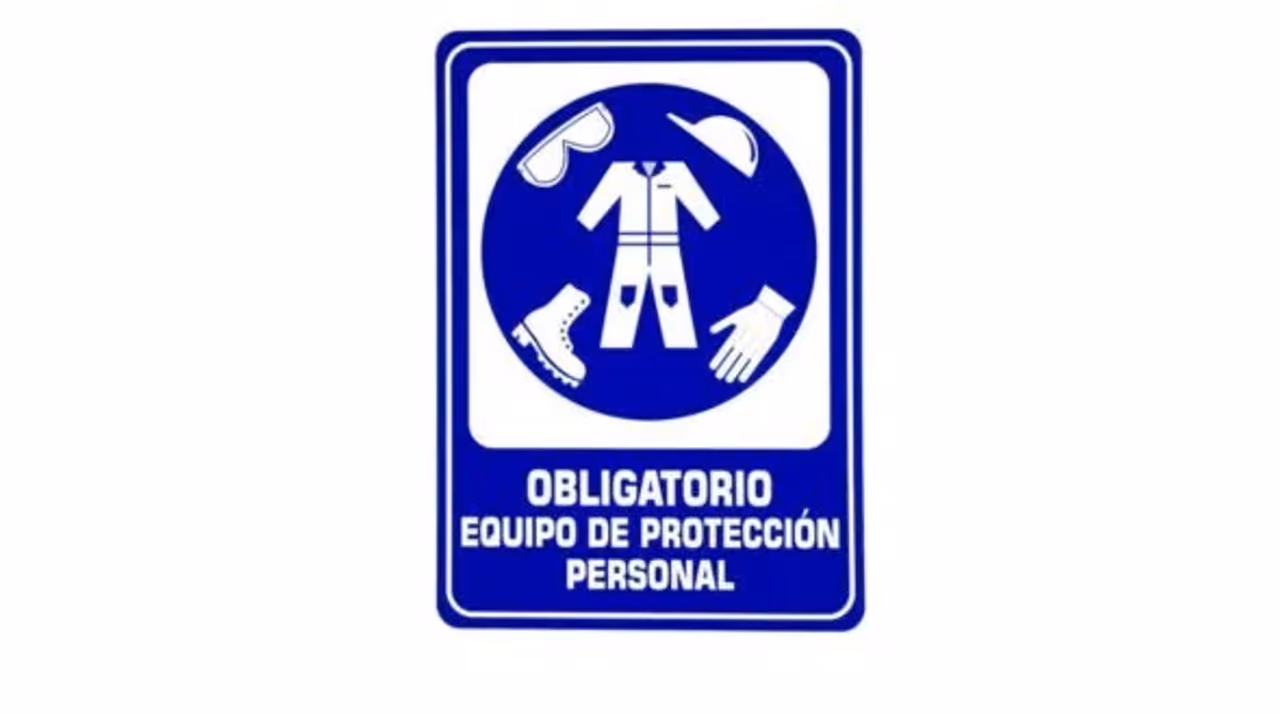 Señalización fotoluminiscente de emergencia para rutas de evacuación